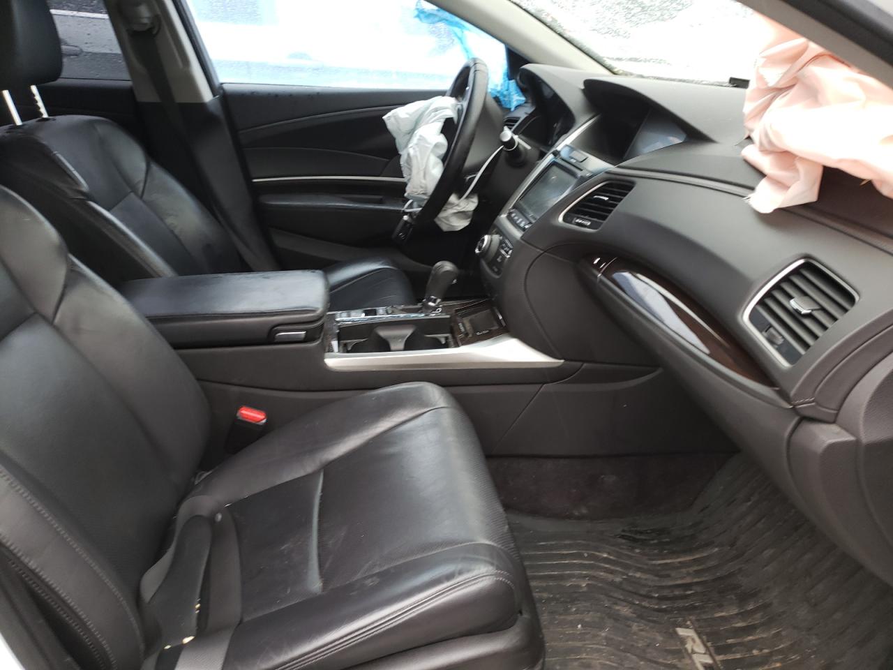 Photo 5 from auction – 2015 ACURA RLX TECH with VIN JH4KC1F5XFC001087