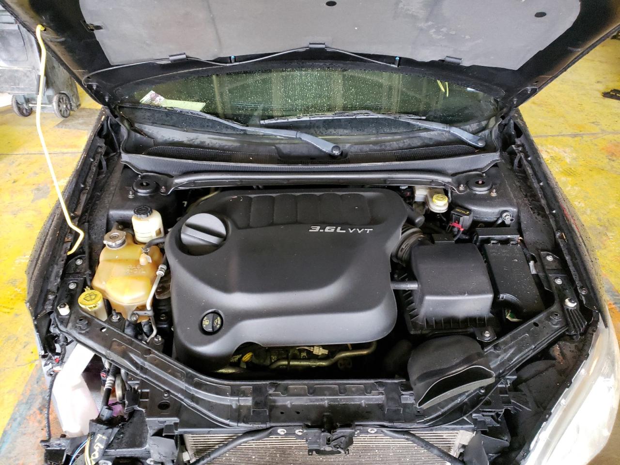 Photo 7 from auction – 2012 CHRYSLER 200 LIMITE with VIN 1C3CCBCG5CN106738