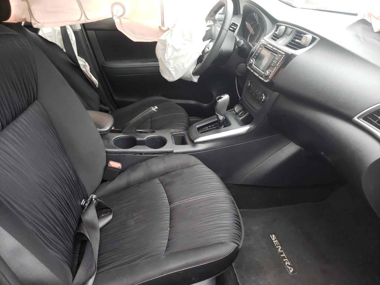 Photo 5 from auction – 2017 NISSAN SENTRA S with VIN 3N1AB7AP7HL668723