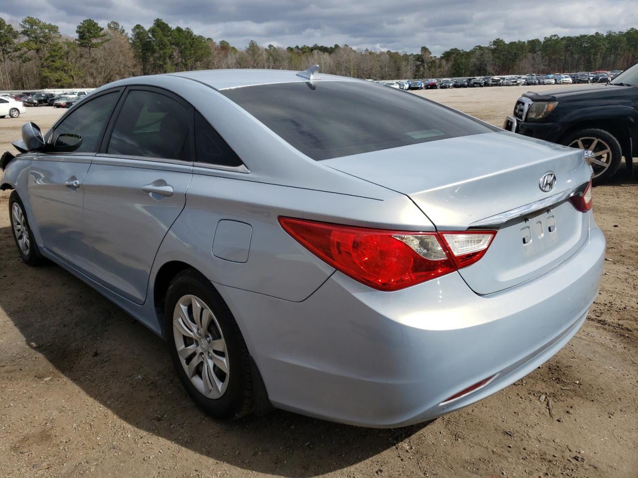 Photo 3 from auction – 2011 HYUNDAI SONATA GLS with VIN 5NPEB4AC5BH052990