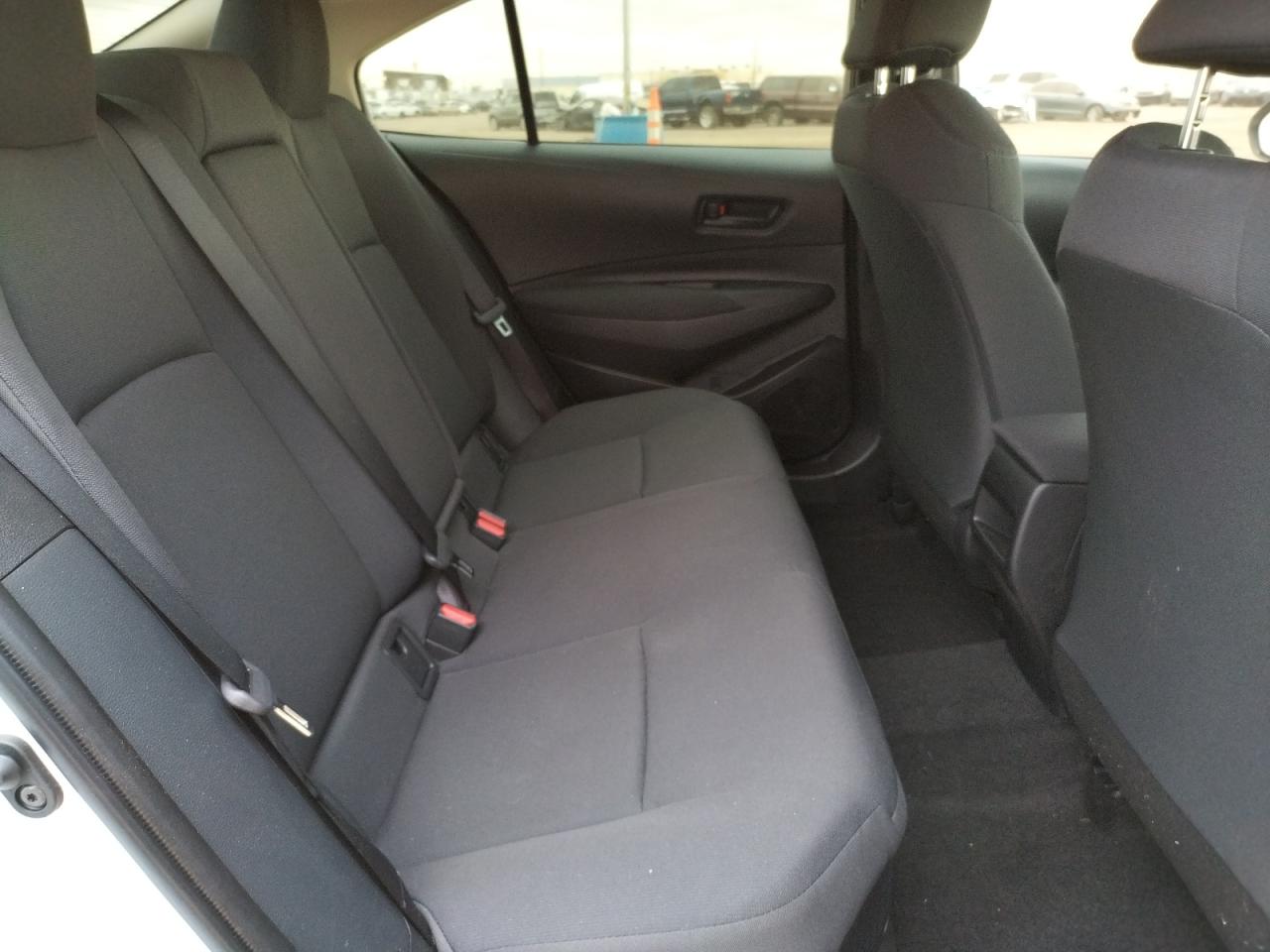 Photo 6 from auction – 2022 TOYOTA COROLLA LE with VIN JTDEAMDE9N3000360