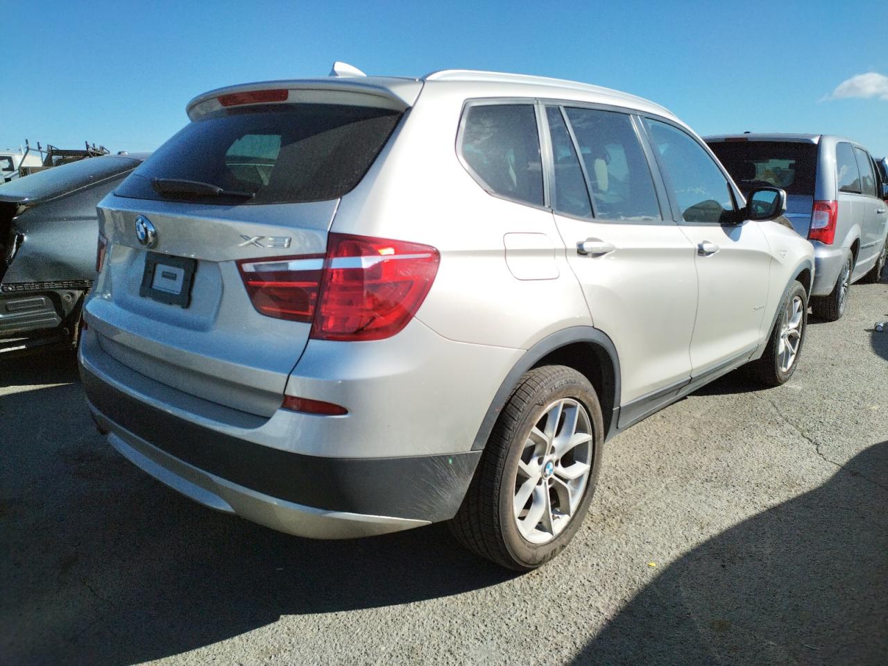 Photo 4 from auction – 2012 BMW X3 XDRIVE3 with VIN 5UXWX7C52CL976188