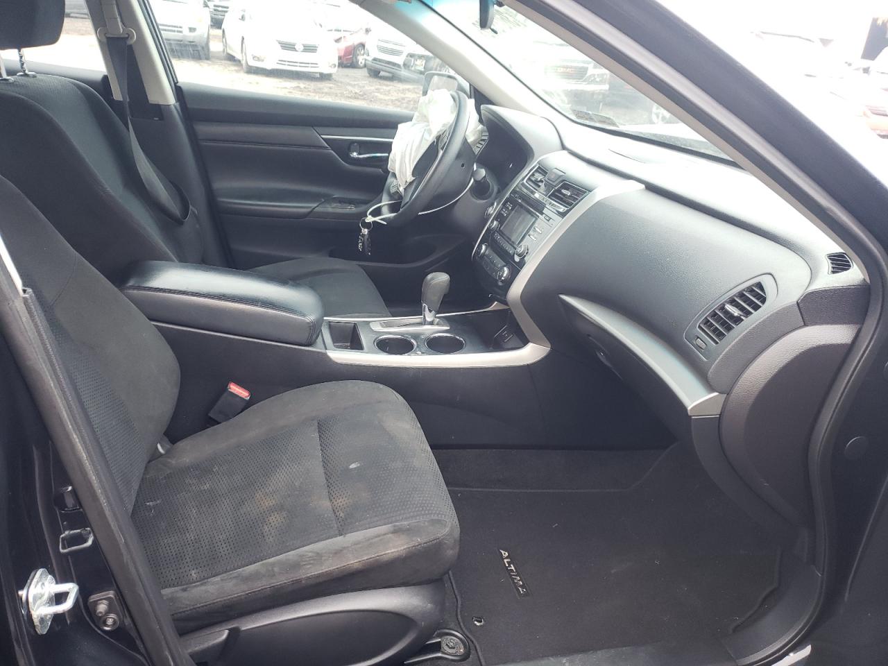 Photo 5 from auction – 2015 NISSAN ALTIMA 2.5 with VIN 1N4AL3AP4FC260391