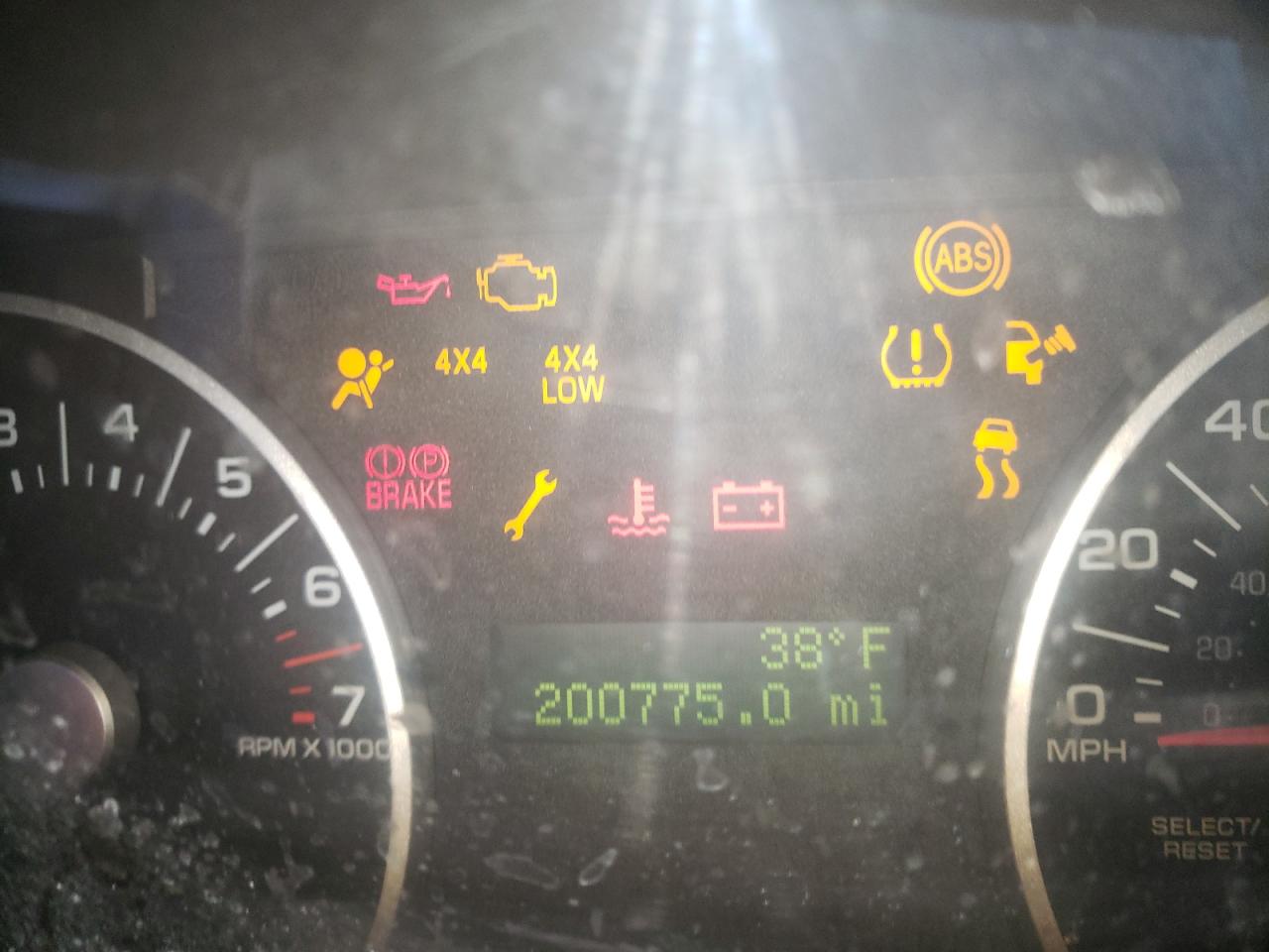 Photo 8 from auction – 2007 FORD EXPLORER X with VIN 1FMEU73E97UB21991