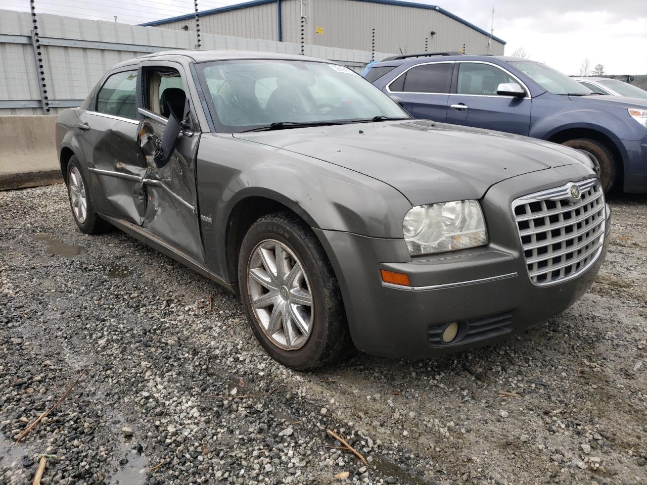 CHRYSLER 300 TOURIN 2009 with VIN 2C3KA53V59H620706 - Photo from auction