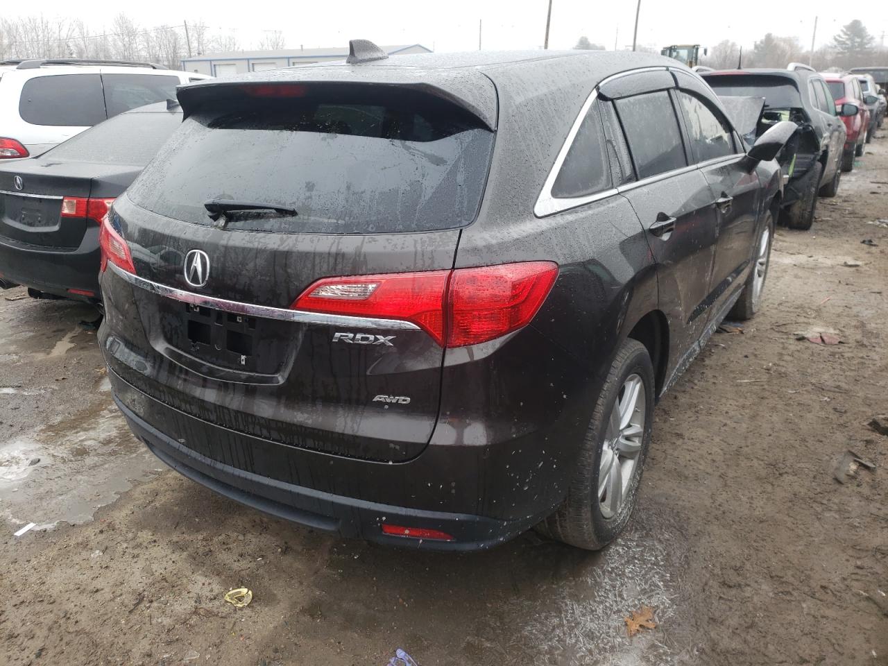 Photo 4 from auction – 2015 ACURA RDX TECHNO with VIN 5J8TB4H54FL021389