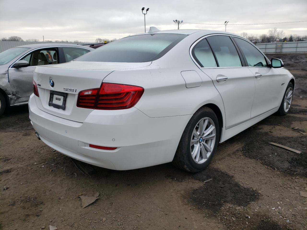 Photo 4 from auction – 2016 BMW 528 XI with VIN WBA5A7C54GG151022