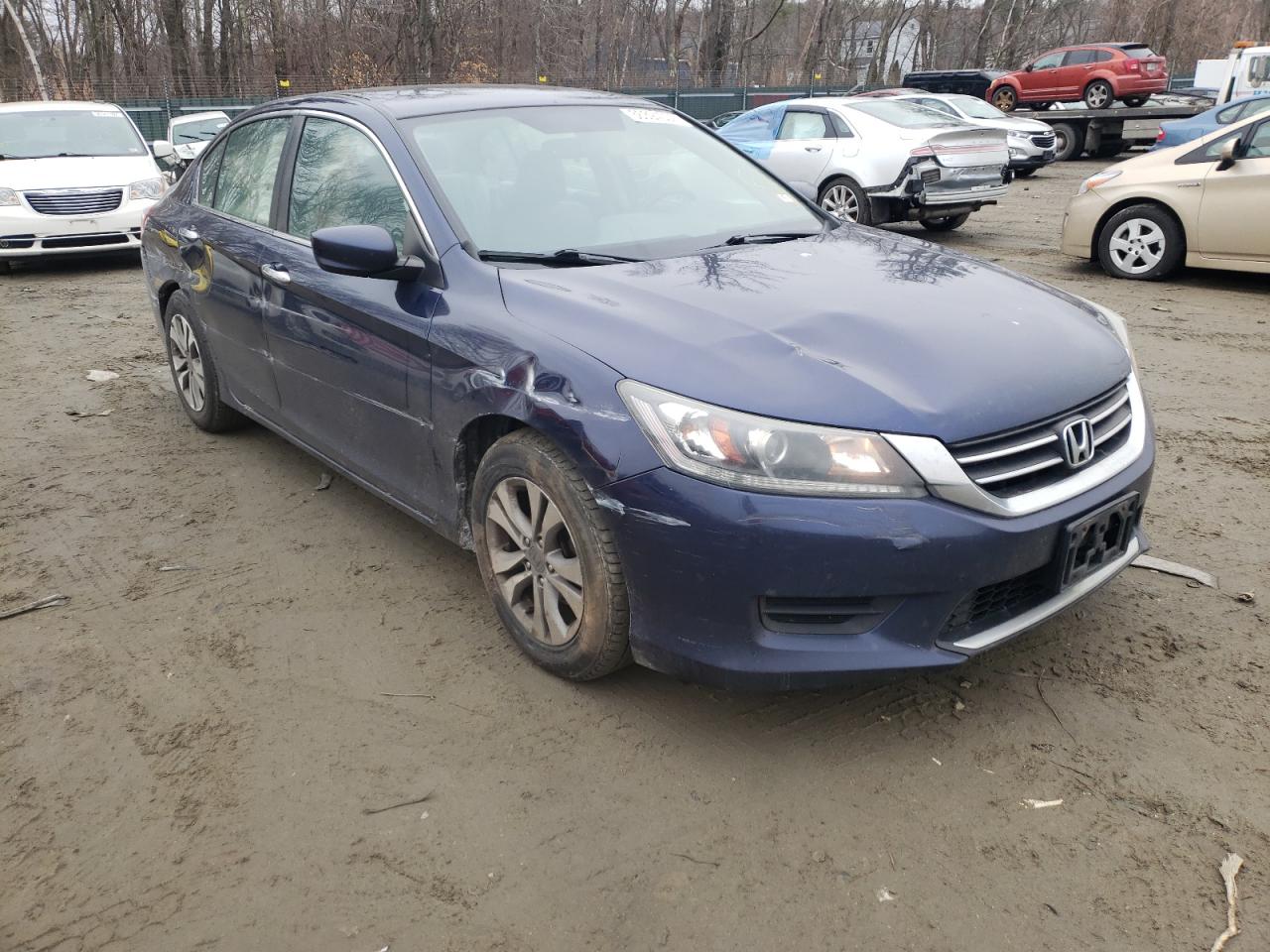 HONDA ACCORD LX 2015 with VIN 1HGCR2F32FA028676 - Photo from auction
