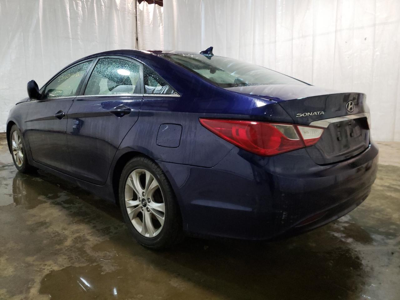 Photo 3 from auction – 2011 HYUNDAI SONATA GLS with VIN 5NPEB4AC0BH074153