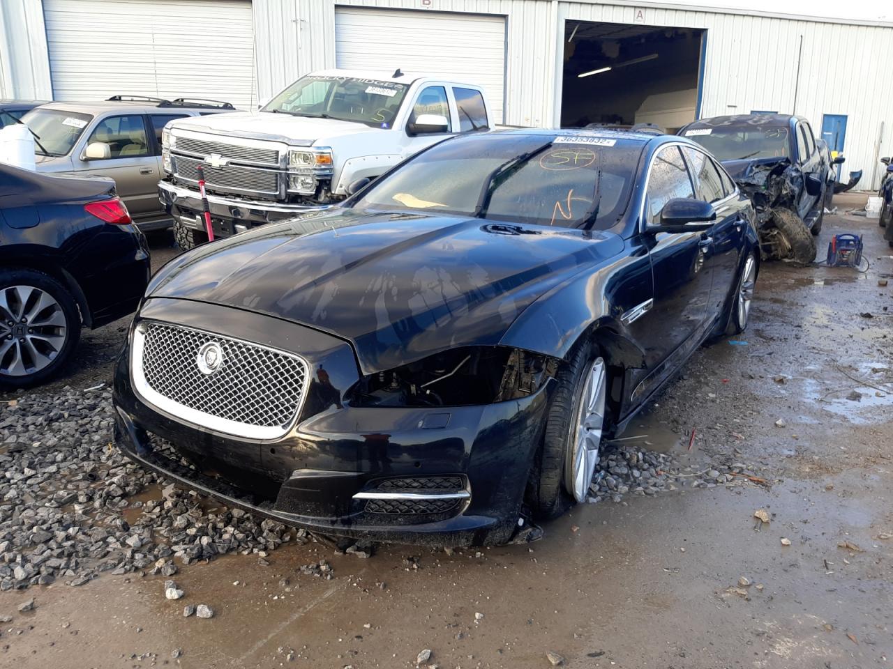 Фото 9 с аукциона – 2011 JAGUAR XJ с VIN SAJWA1CB2BLV13456