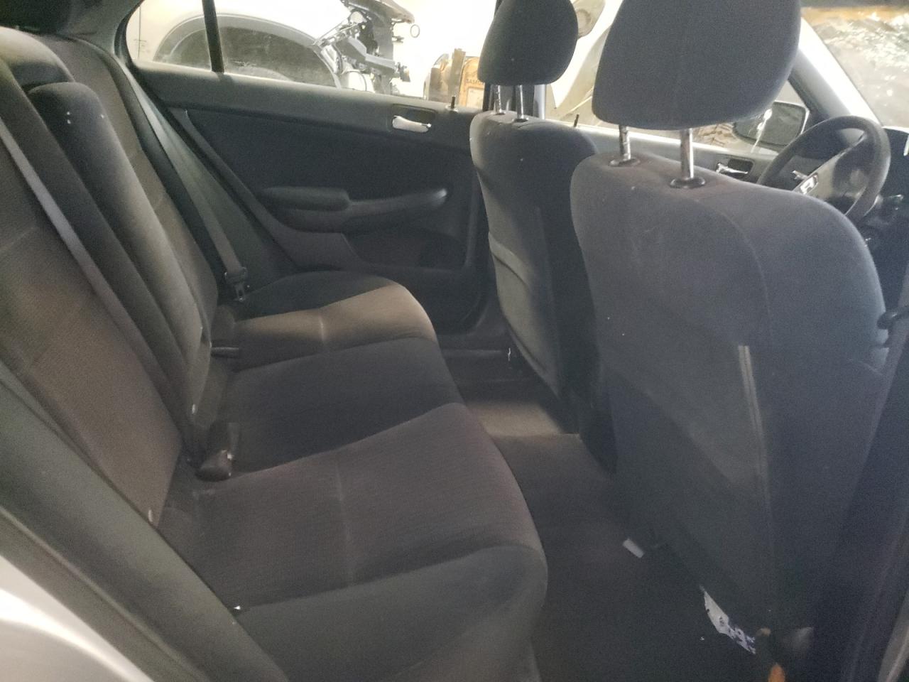 Photo 6 from auction – 2003 HONDA ACCORD LX with VIN 1HGCM56313A014425