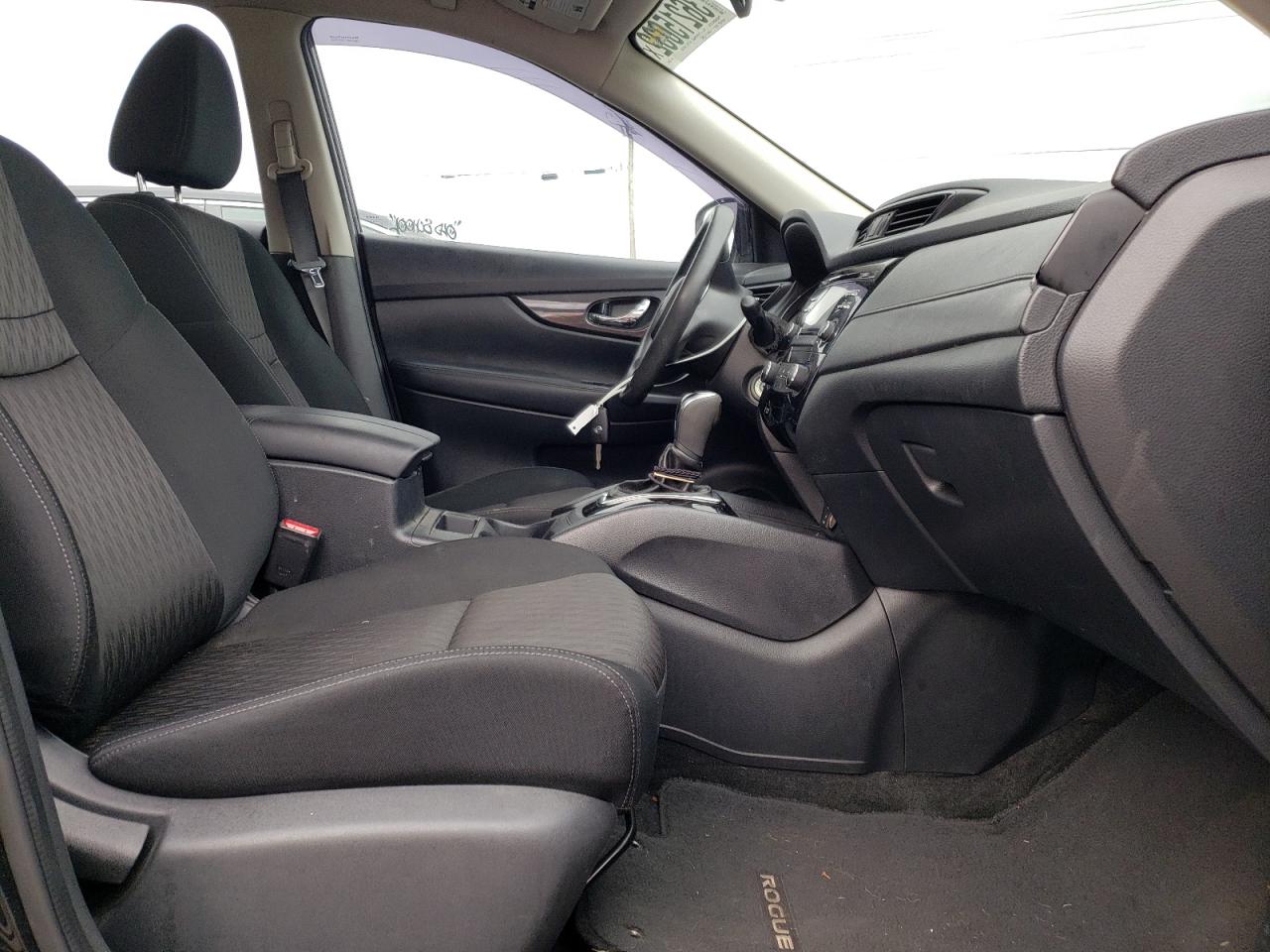 Photo 5 from auction – 2017 NISSAN ROGUE S with VIN KNMAT2MT3HP500765