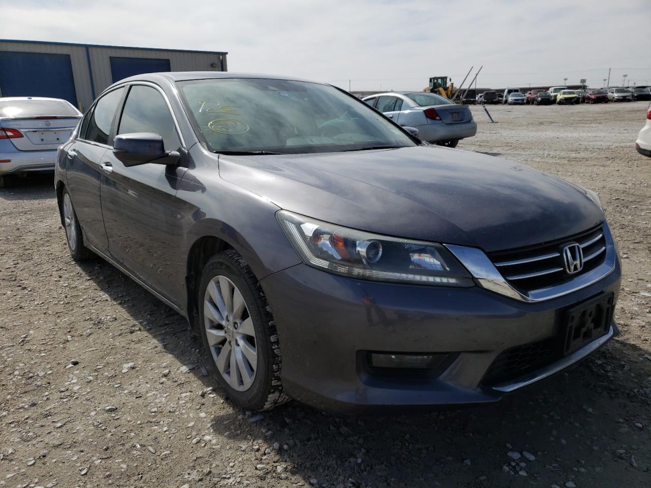 HONDA ACCORD EXL 2015 with VIN 1HGCR2F81FA093580 - Photo from auction