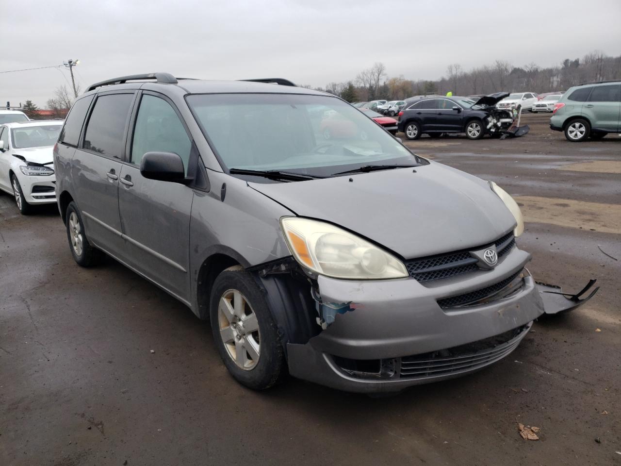 TOYOTA SIENNA CE 2004 with VIN 5TDZA23C44S201358 - Photo from auction