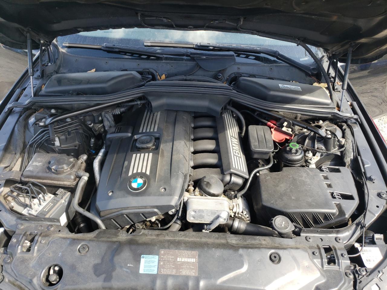 Photo 7 from auction – 2010 BMW 528 XI with VIN WBANV1C52AC444899
