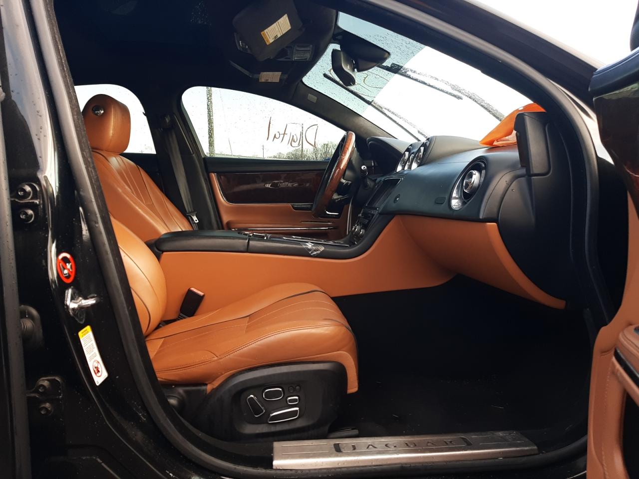 Фото 5 с аукциона – 2011 JAGUAR XJ с VIN SAJWA1CB2BLV13456