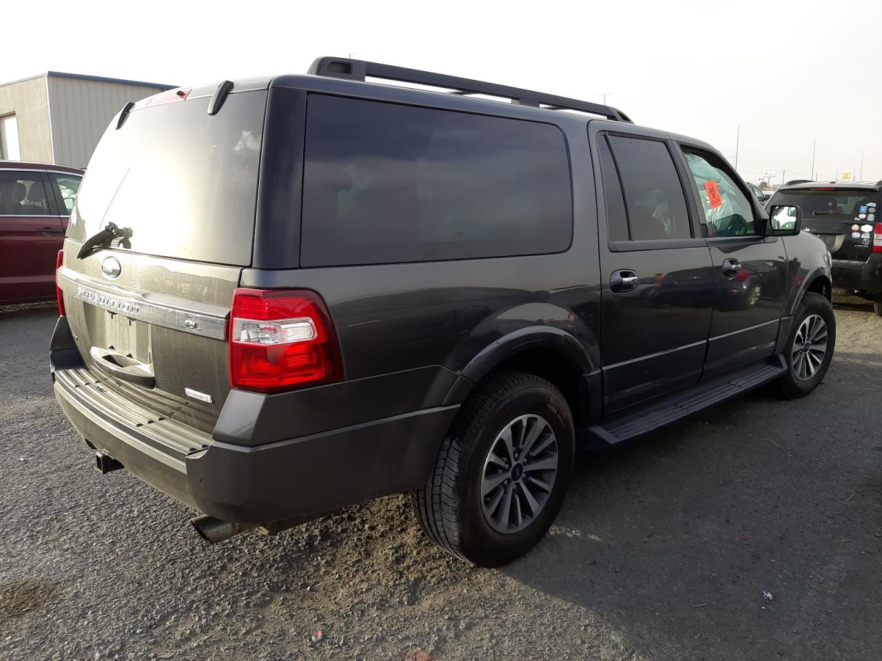Photo 4 from auction – 2016 FORD EXPEDITION with VIN 1FMJK1JTXGEF08577