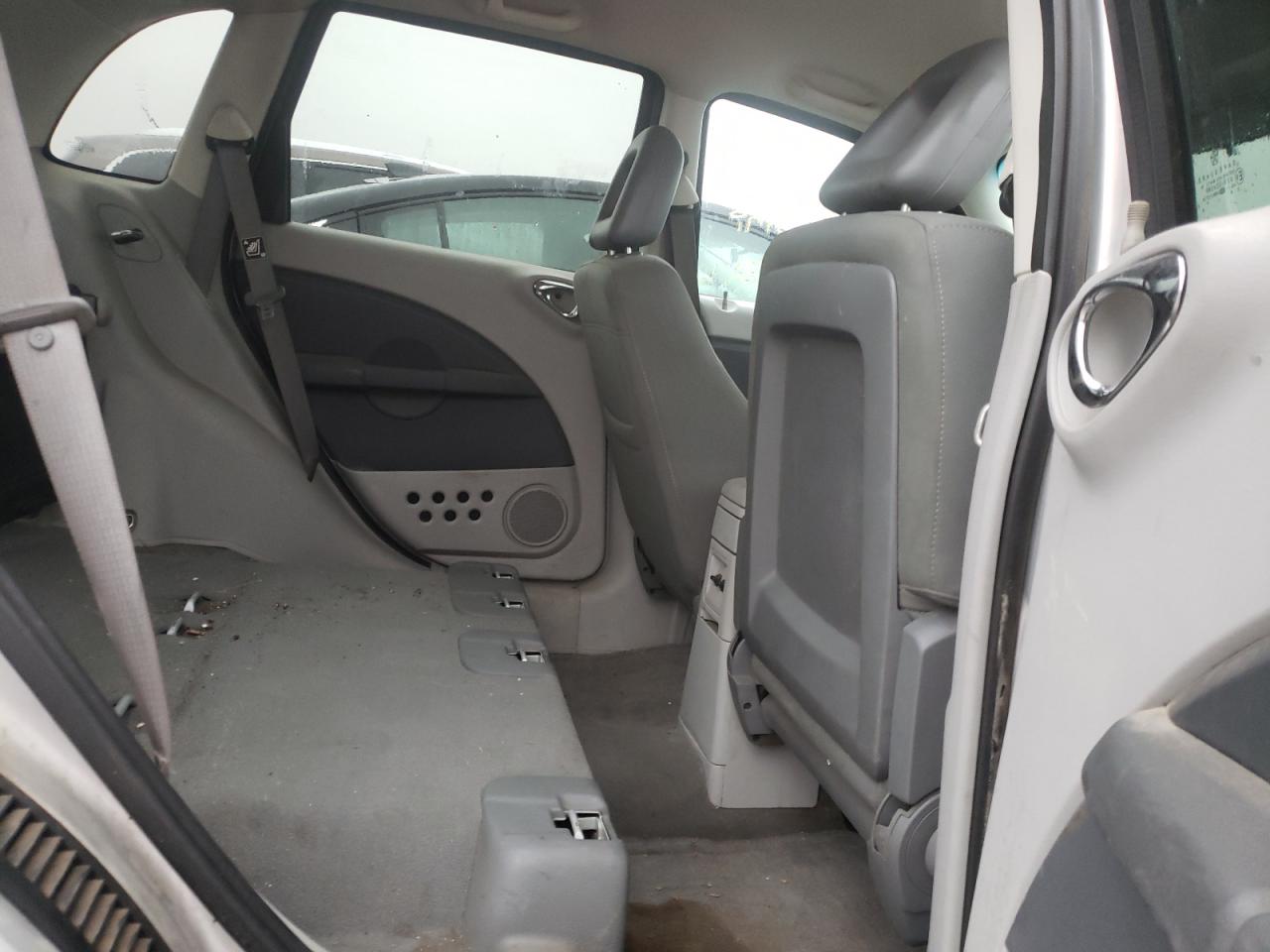 Photo 6 from auction – 2007 CHRYSLER PT CRUISER with VIN 3A4FY58B77T576553