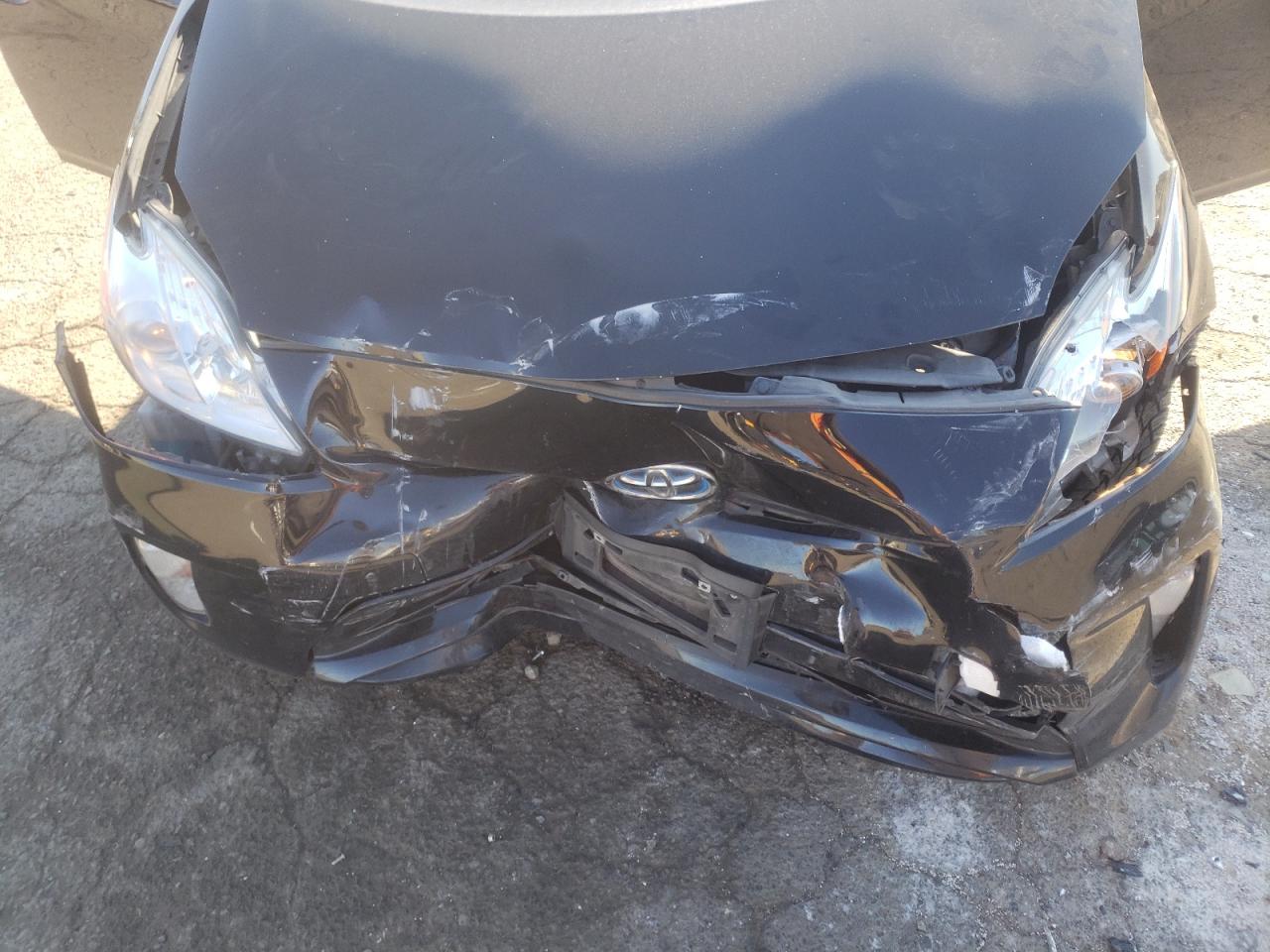 Photo 7 from auction – 2013 TOYOTA PRIUS with VIN JTDKN3DUXD1705820