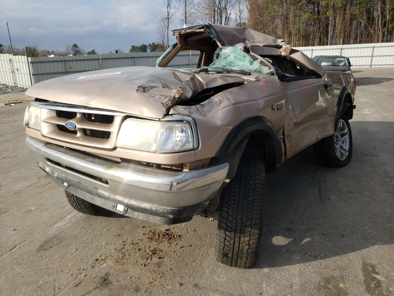 Photo 2 from auction – 1996 FORD RANGER with VIN 1FTCR11X0TUA18077