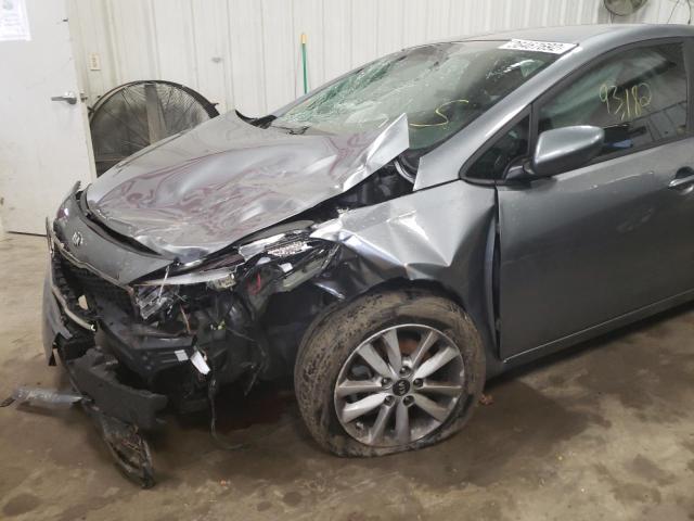 Photo 9 from auction – 2017 KIA FORTE LX with VIN 3KPFL4A78HE010962