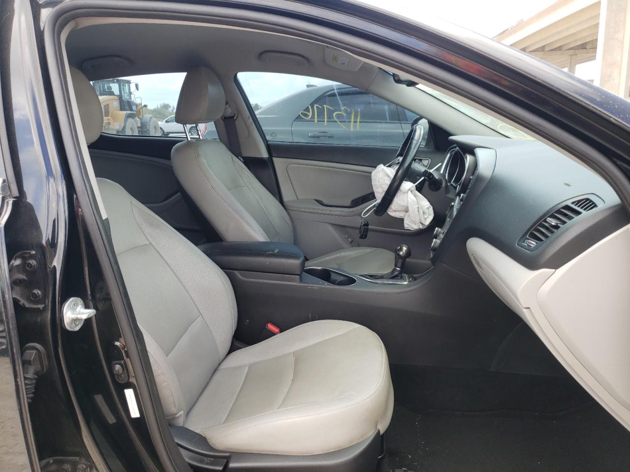 Foto 5 de la subasta – 2015 KIA OPTIMA EX con VIN 5XXGN4A72FG461453
