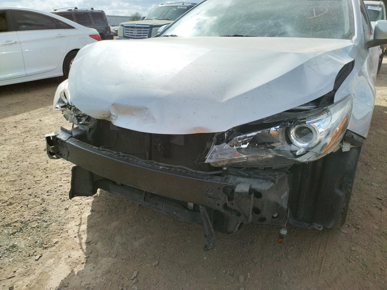 Photo 9 from auction – 2016 TOYOTA CAMRY LE with VIN 4T1BF1FK1GU181906