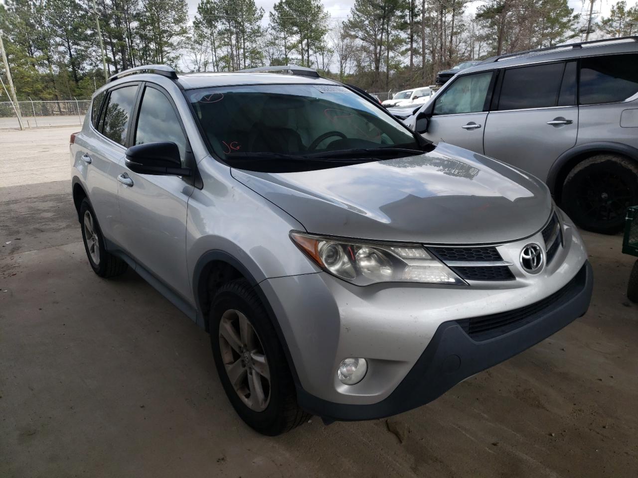 TOYOTA RAV4 XLE 2013 with VIN 2T3WFREV6DW028890 - Photo from auction
