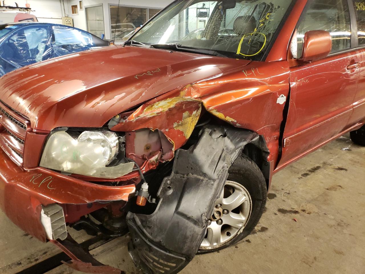 Photo 9 from auction – 2003 TOYOTA HIGHLANDER with VIN JTEGF21A430083125