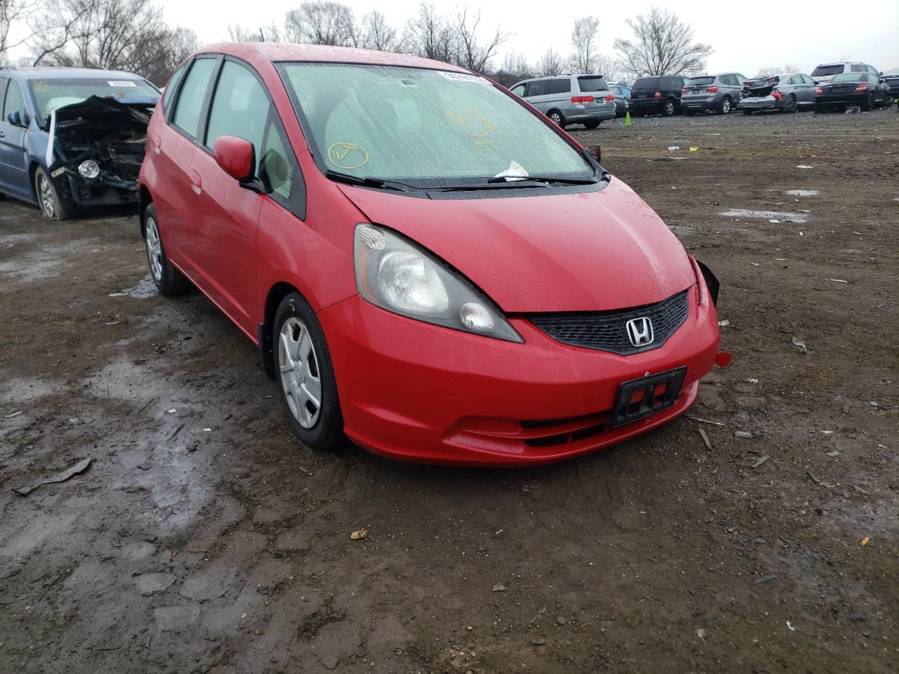 HONDA FIT 2013 with VIN JHMGE8H39DC043624 - Photo from auction