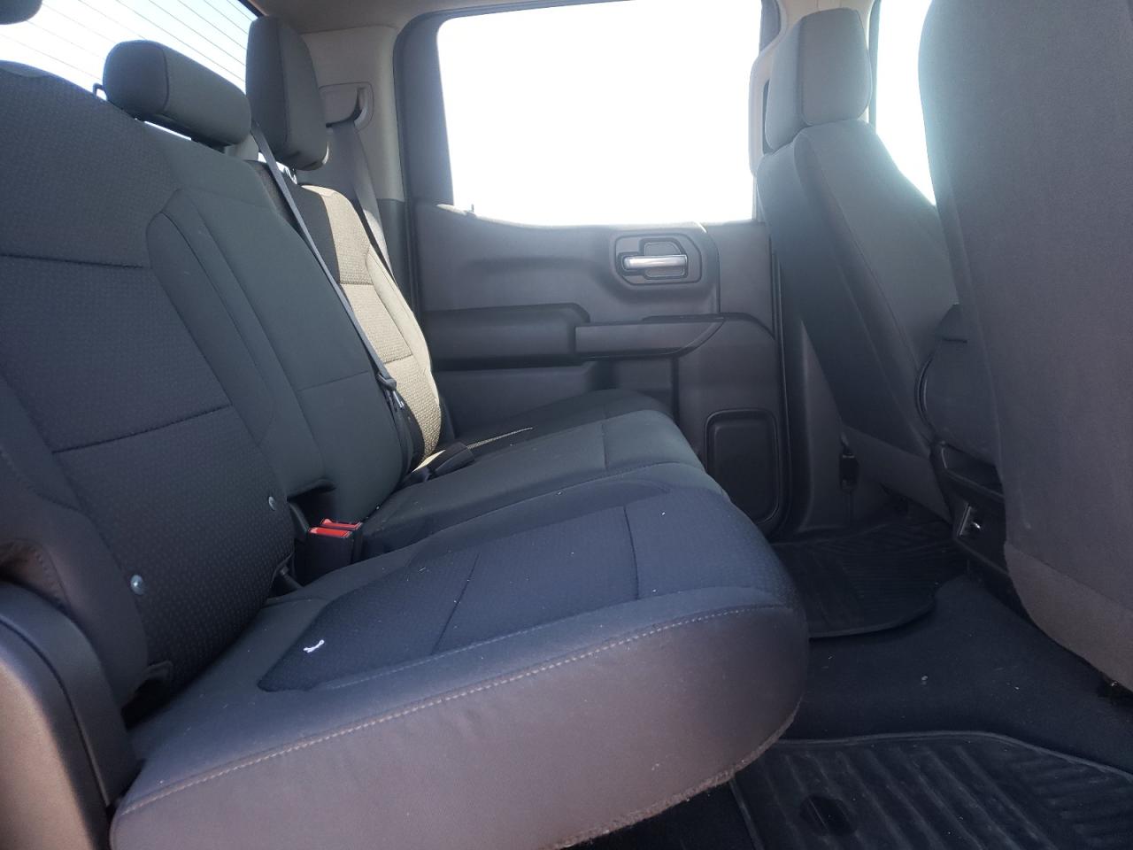 Photo 6 from auction – 2021 CHEVROLET SILVERADO with VIN 3GCPWBEH1MG173132