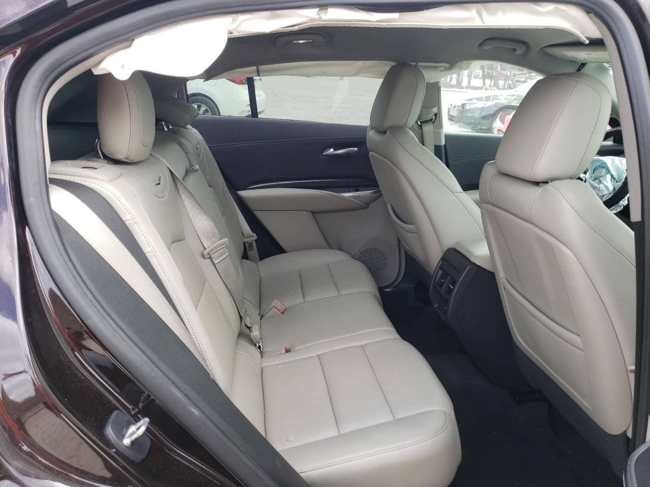 Photo 6 from auction – 2020 CADILLAC XT4 PREMIU with VIN 1GYFZCR44LF130978