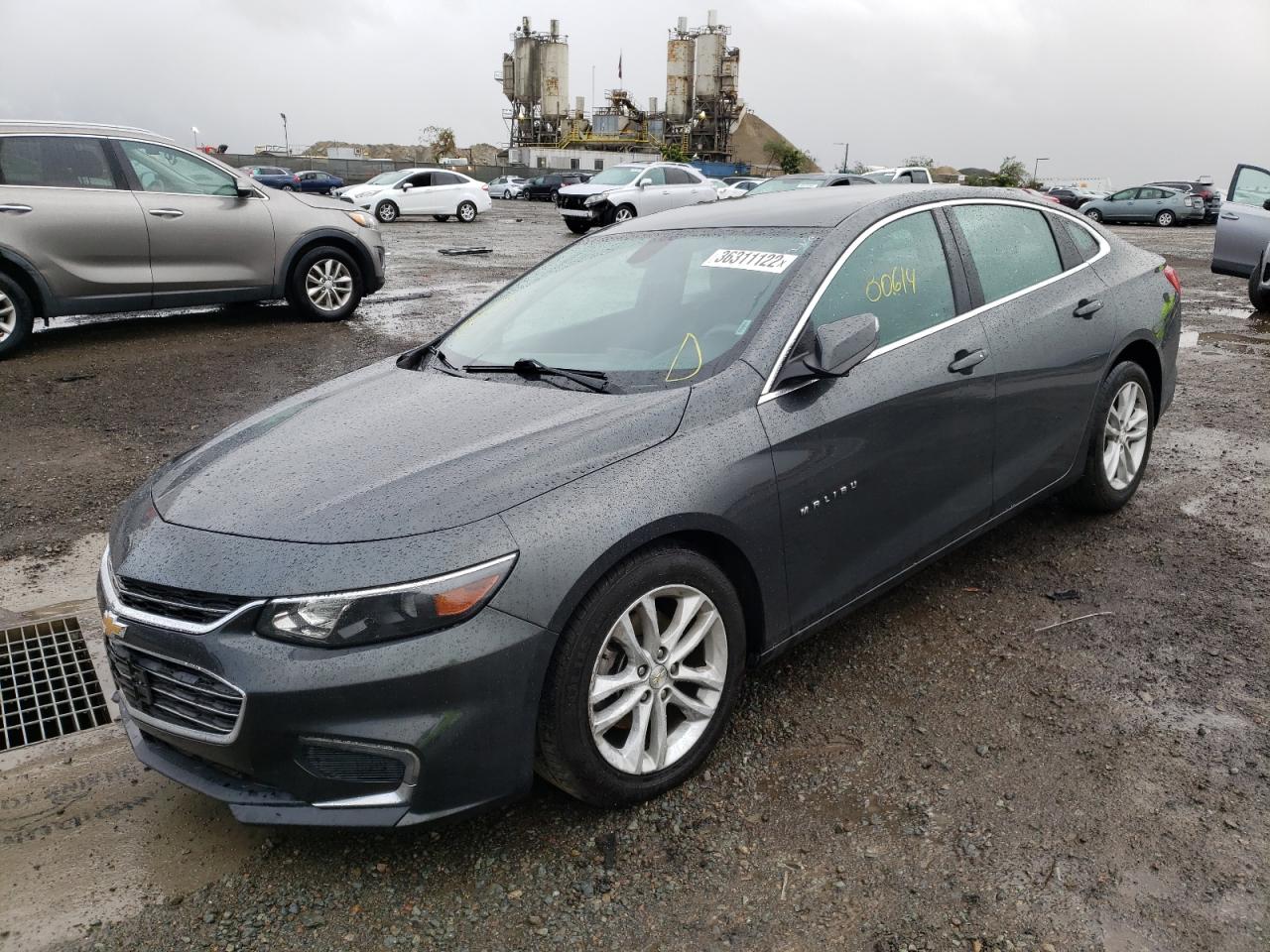 Photo 2 from auction – 2017 CHEVROLET MALIBU LT with VIN 1G1ZE5ST4HF190884