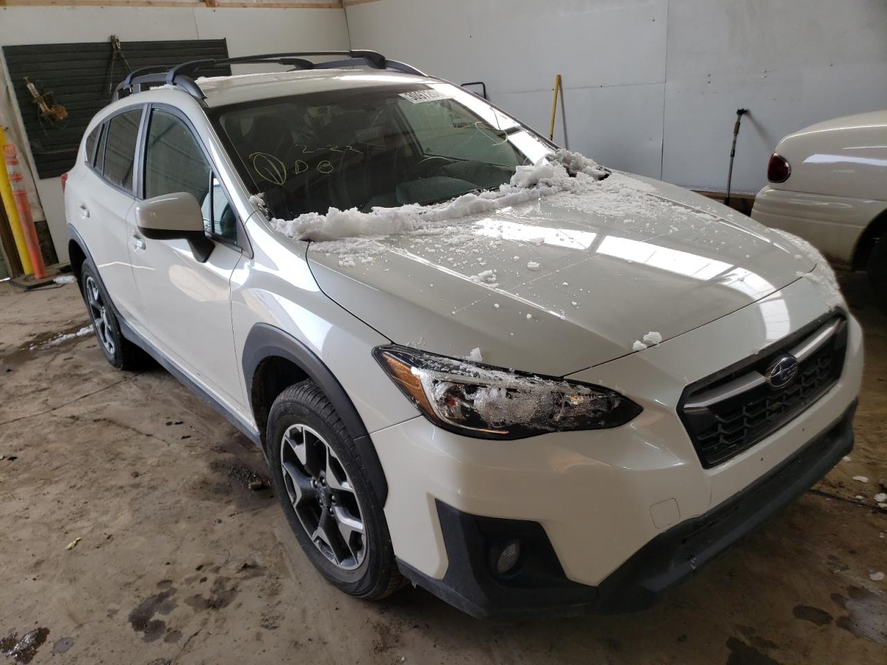 SUBARU CROSSTREK 2019 with VIN JF2GTAEC6K8219601 - Photo from auction