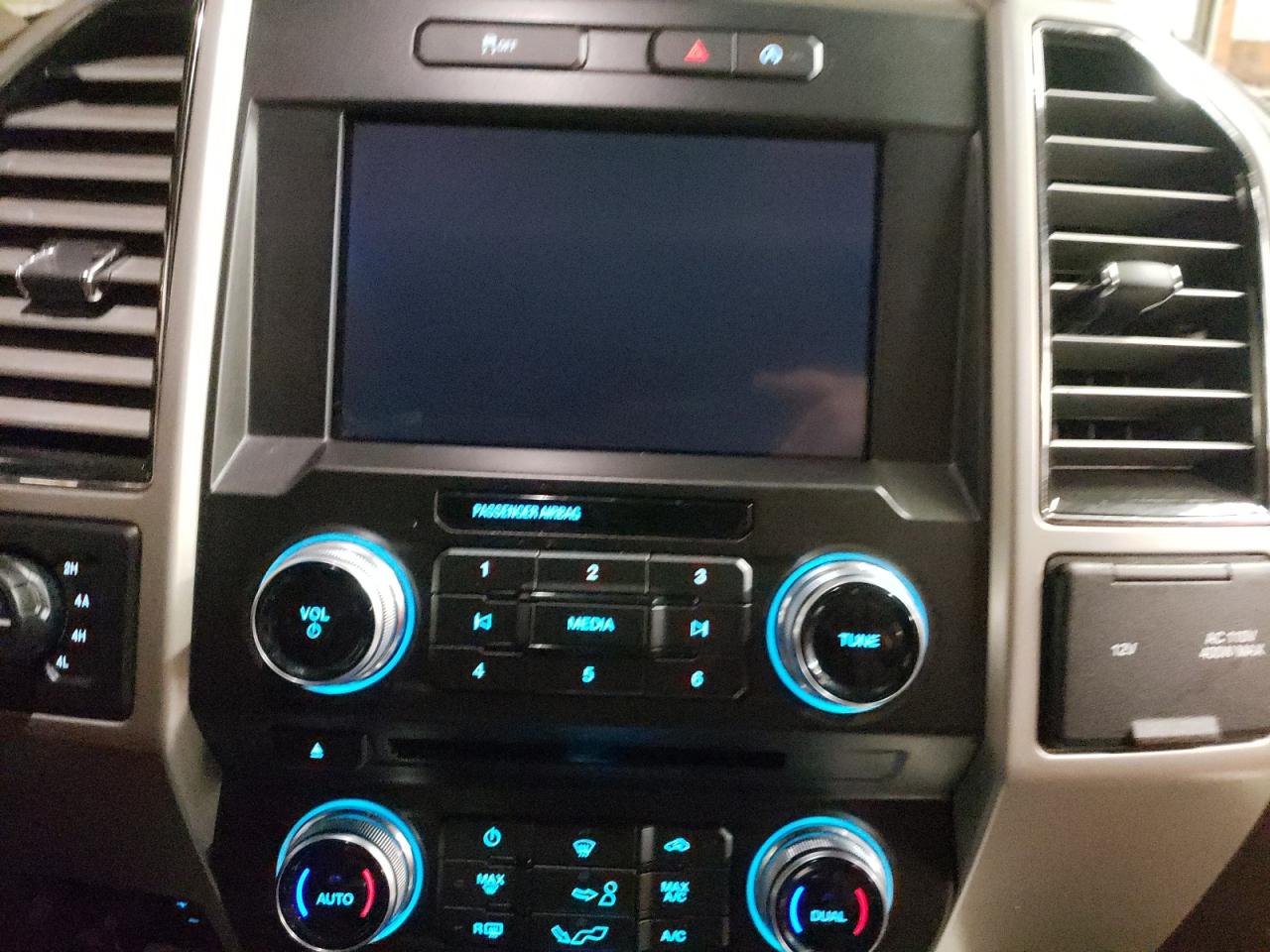 Photo 9 from auction – 2018 FORD F150 SUPER with VIN 1FTEW1EG9JFC82203