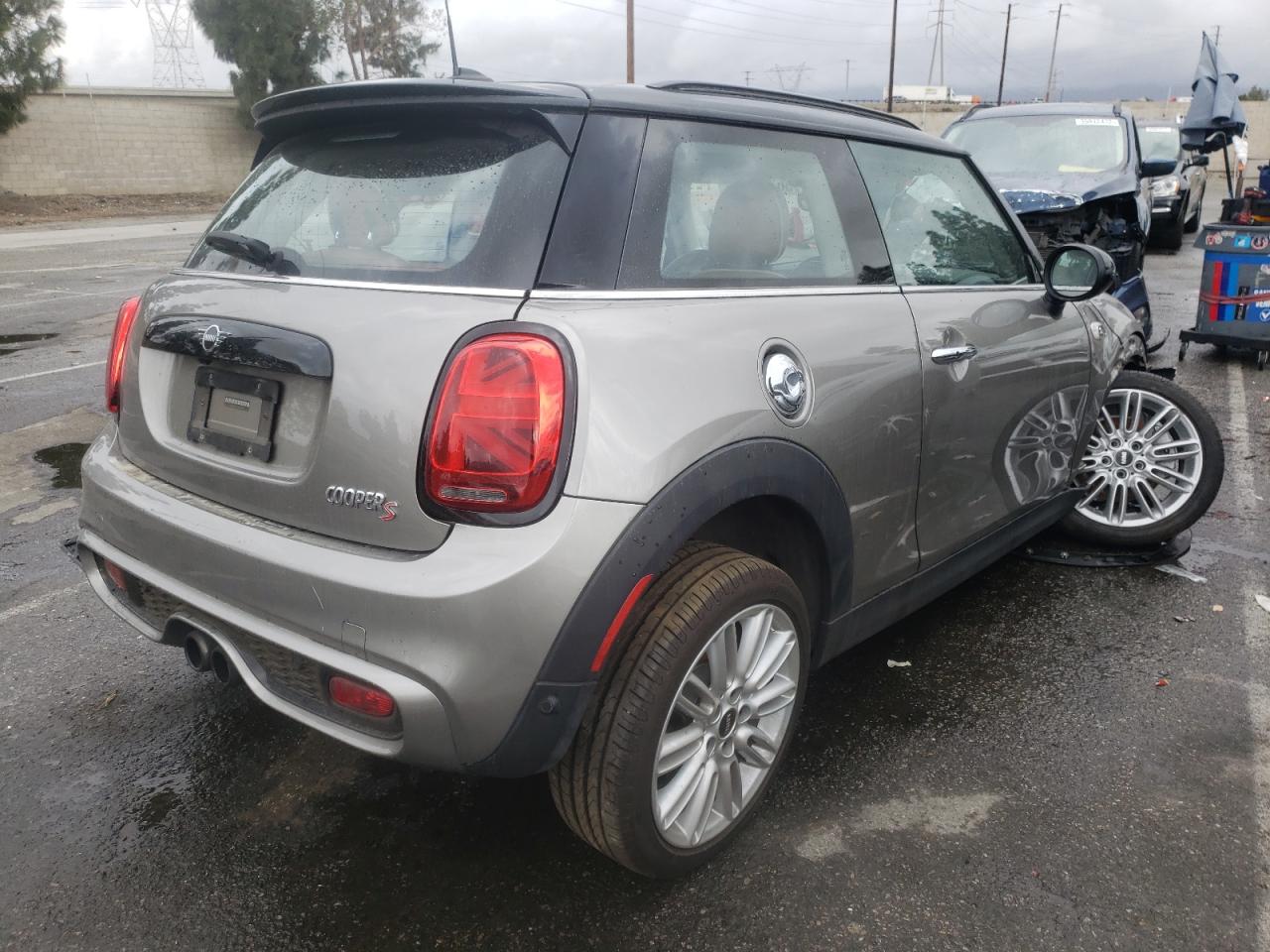 Photo 4 from auction – 2019 MINI COOPER S with VIN WMWXP7C51K2A51380