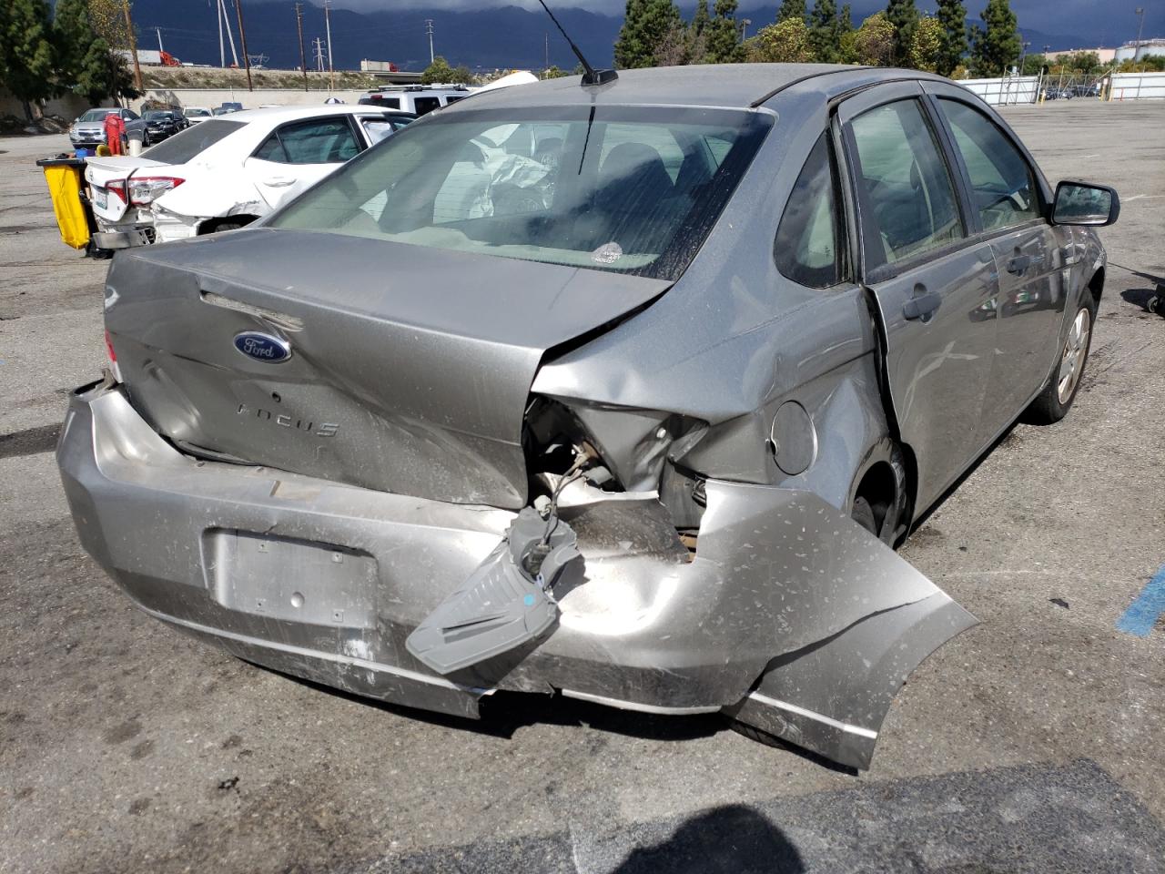Photo 4 from auction – 2008 FORD FOCUS S/SE with VIN 1FAHP34N58W286495