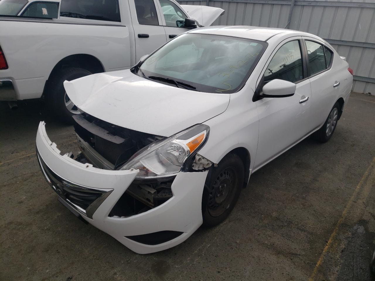 Photo 2 from auction – 2015 NISSAN VERSA S with VIN 3N1CN7APXFL879914