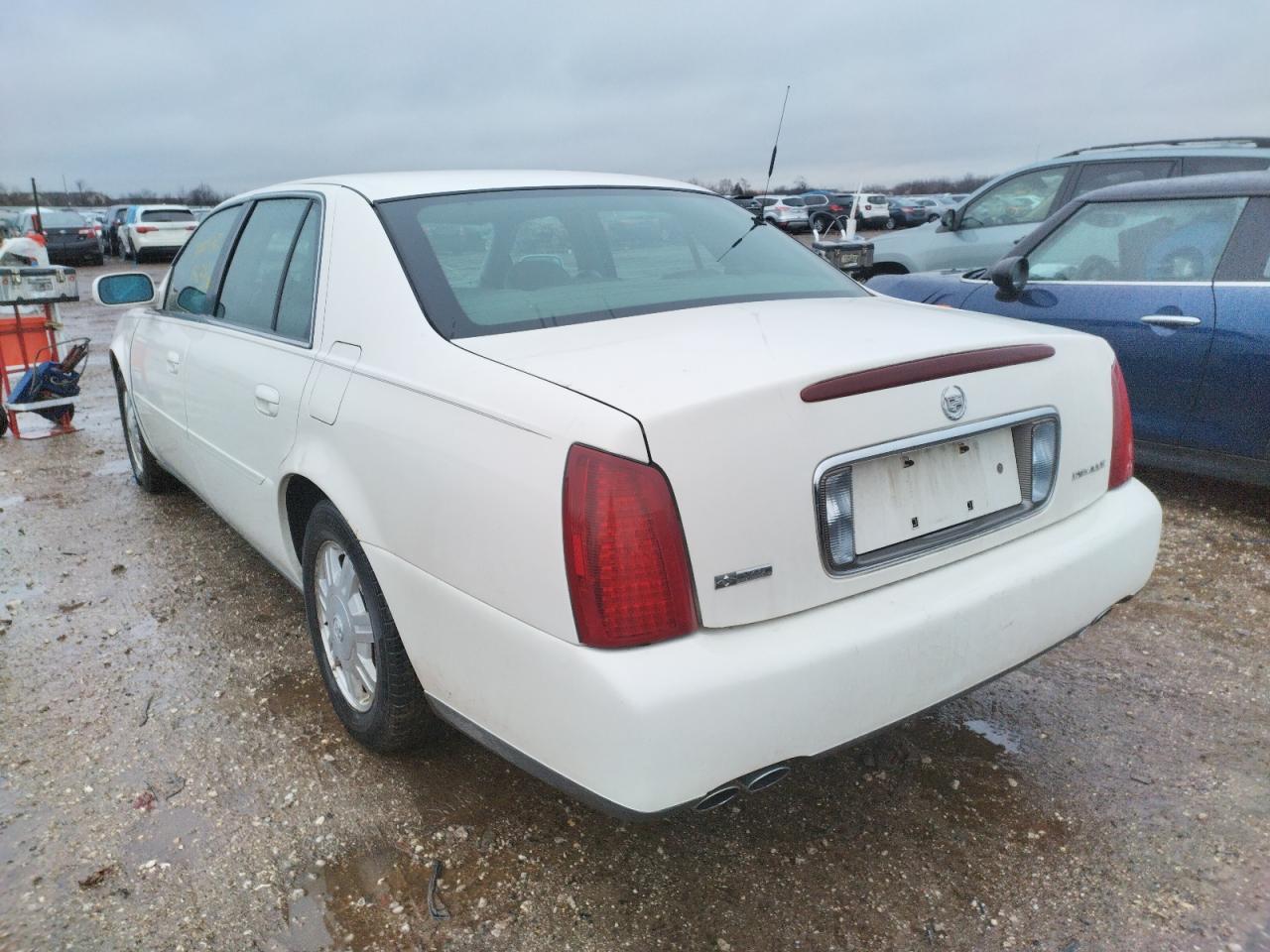 Photo 3 from auction – 2004 CADILLAC DEVILLE with VIN 1G6KD54Y14U106856