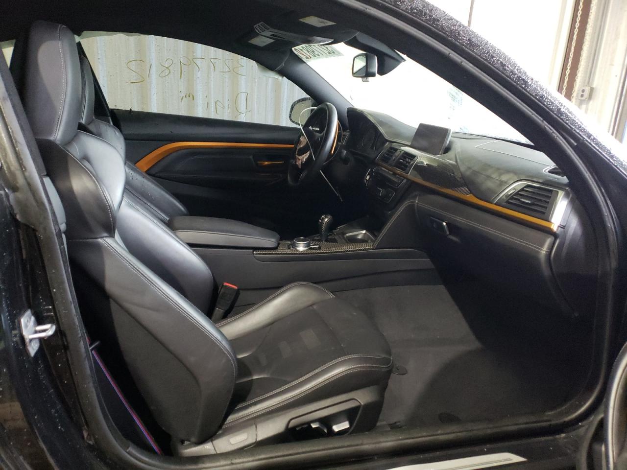 Photo 5 from auction – 2017 BMW M4 with VIN WBS3R9C36HA014061