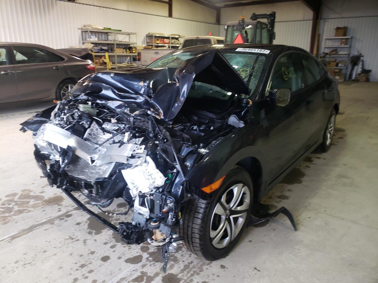 Photo 2 from auction – 2017 HONDA CIVIC LX with VIN 19XFC2F53HE038373