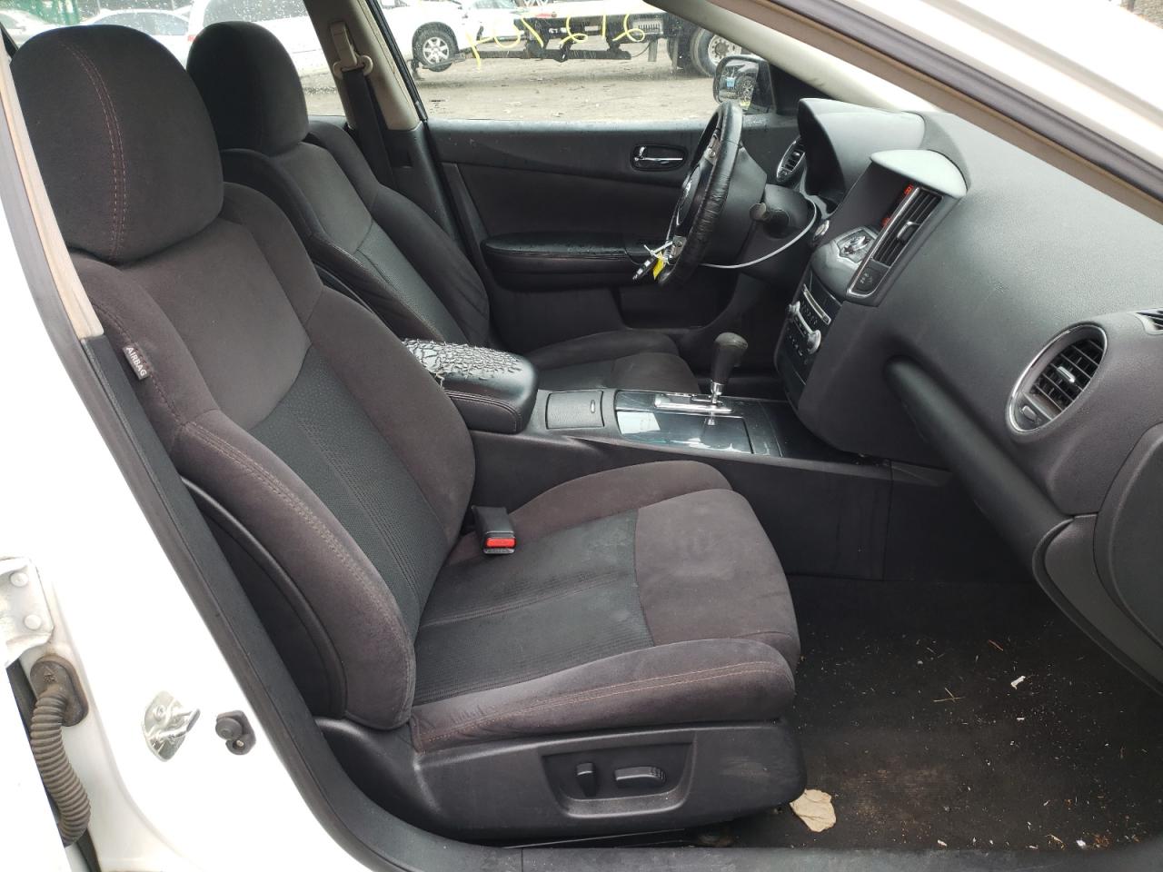 Photo 5 from auction – 2013 NISSAN MAXIMA S with VIN 1N4AA5AP1DC805848
