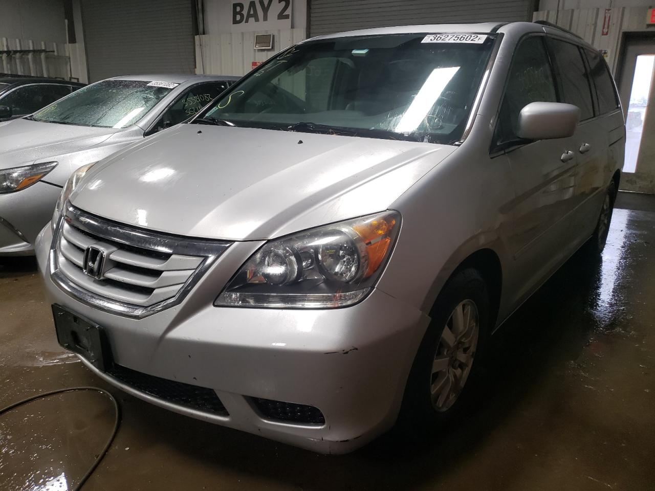 Photo 2 from auction – 2010 HONDA ODYSSEY EX with VIN 5FNRL3H71AB110611