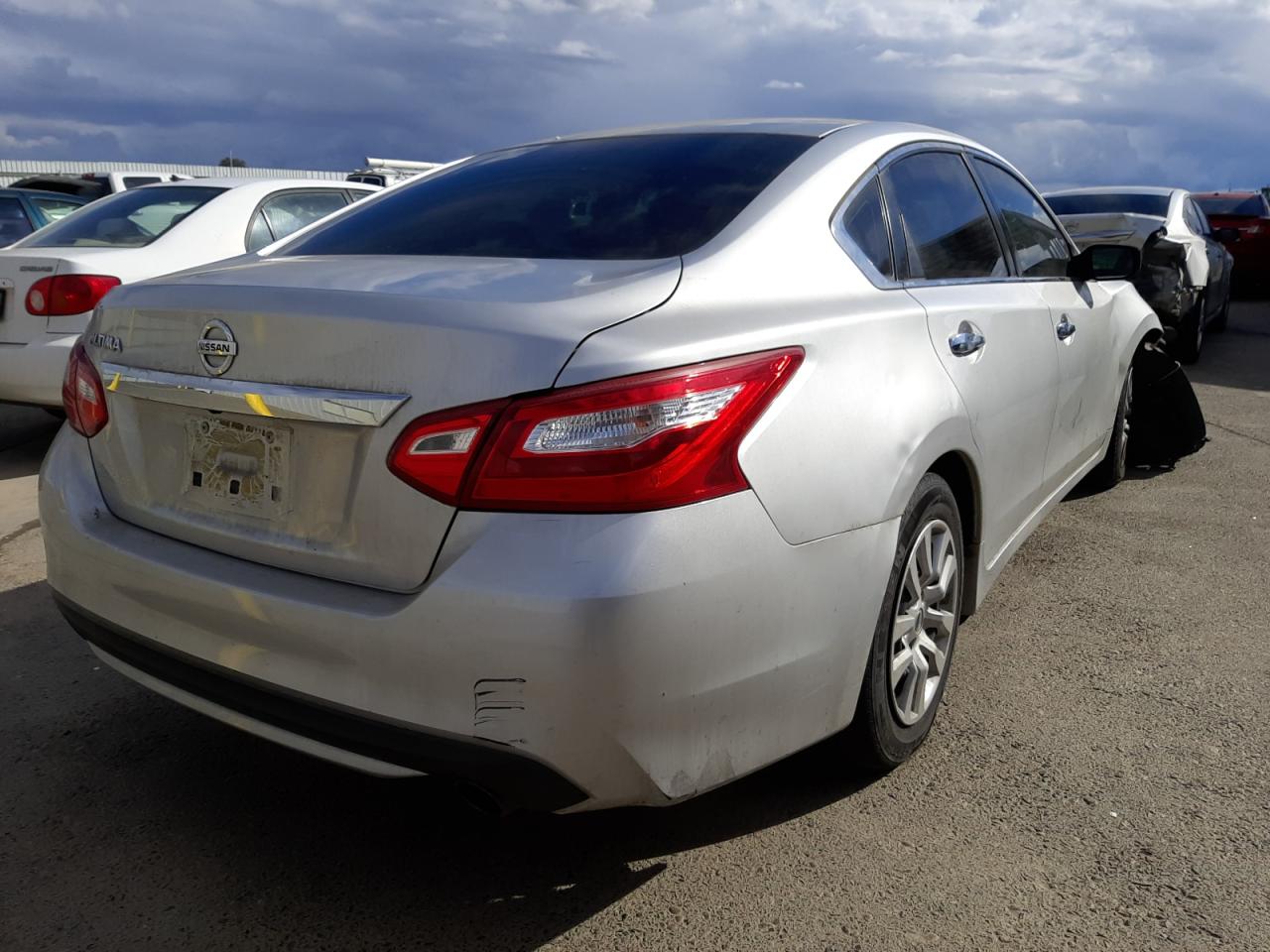 Photo 4 from auction – 2016 NISSAN ALTIMA 2.5 with VIN 1N4AL3AP1GC152165