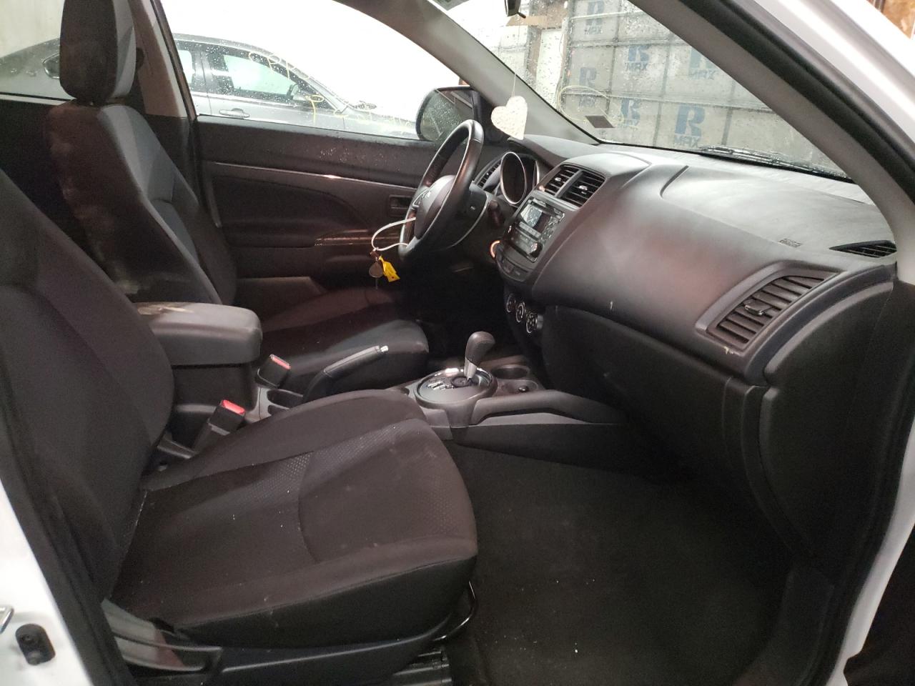Фото 5 с аукциона – 2015 MITSUBISHI OUTLANDER с VIN 4A4AR3AW3FE054301