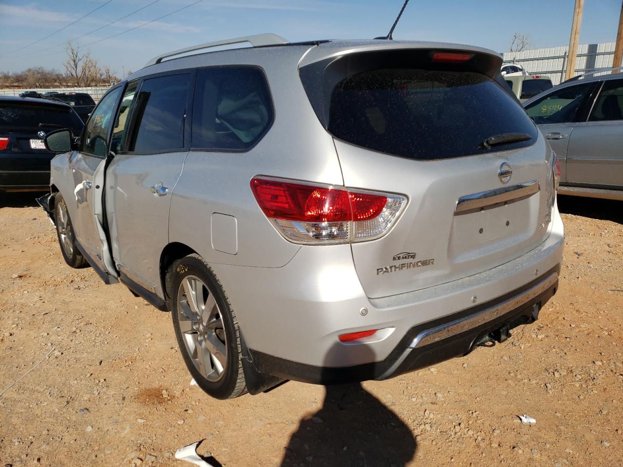Photo 3 from auction – 2013 NISSAN PATHFINDER with VIN 5N1AR2MM7DC615454