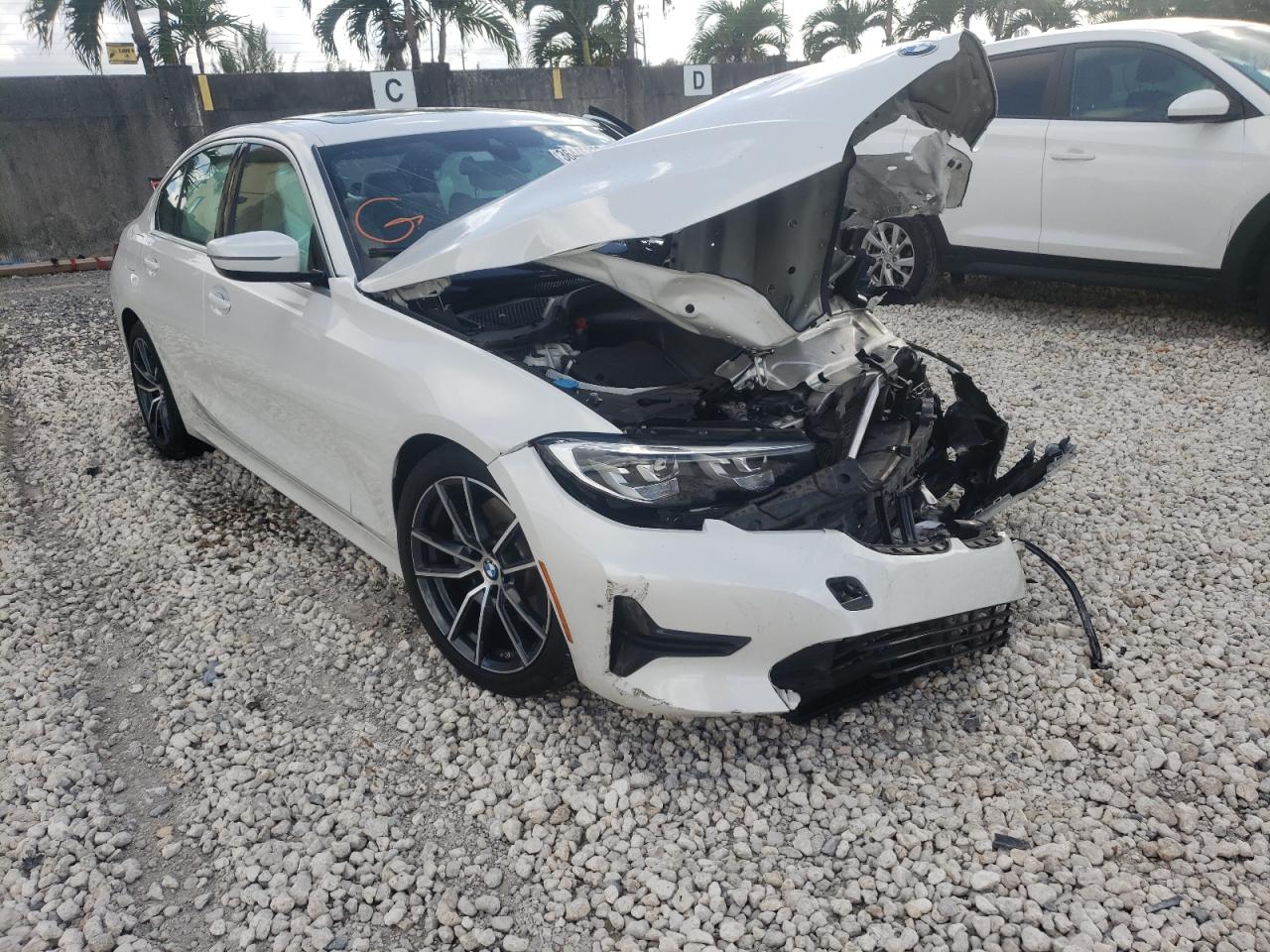 BMW 330I 2020 with VIN 3MW5R1J09L8B08916 - Photo from auction