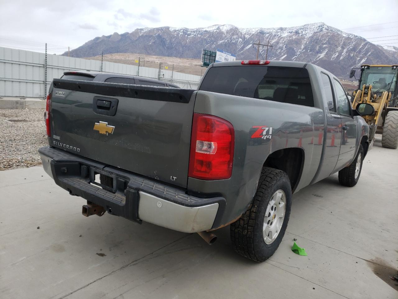 Photo 4 from auction – 2011 CHEVROLET SILVERADO with VIN 1GCRKSE33BZ193985