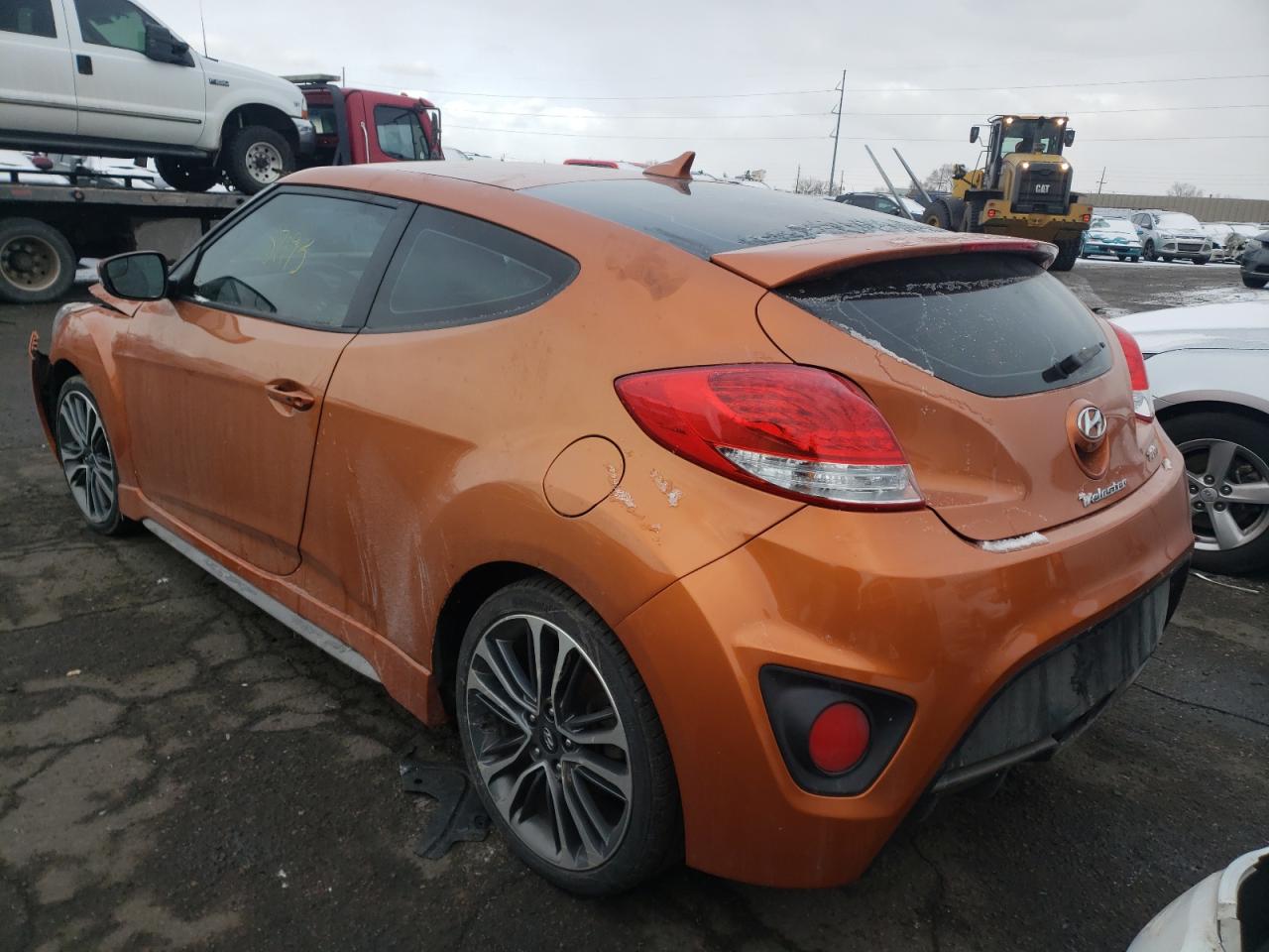 Photo 3 from auction – 2016 HYUNDAI VELOSTER T with VIN KMHTC6AE0GU302307