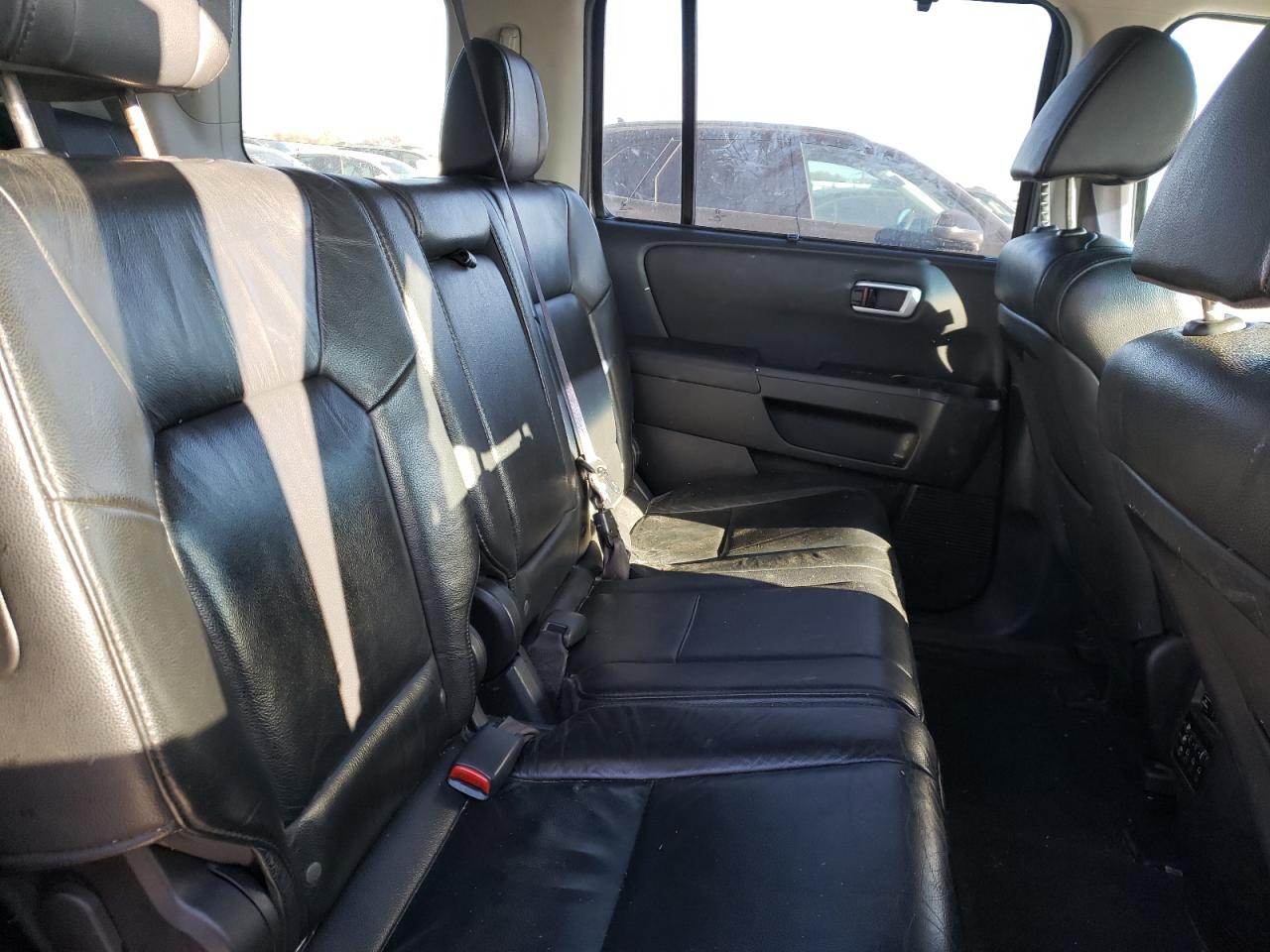 Photo 6 from auction – 2012 HONDA PILOT TOUR with VIN 5FNYF4H98CB042756